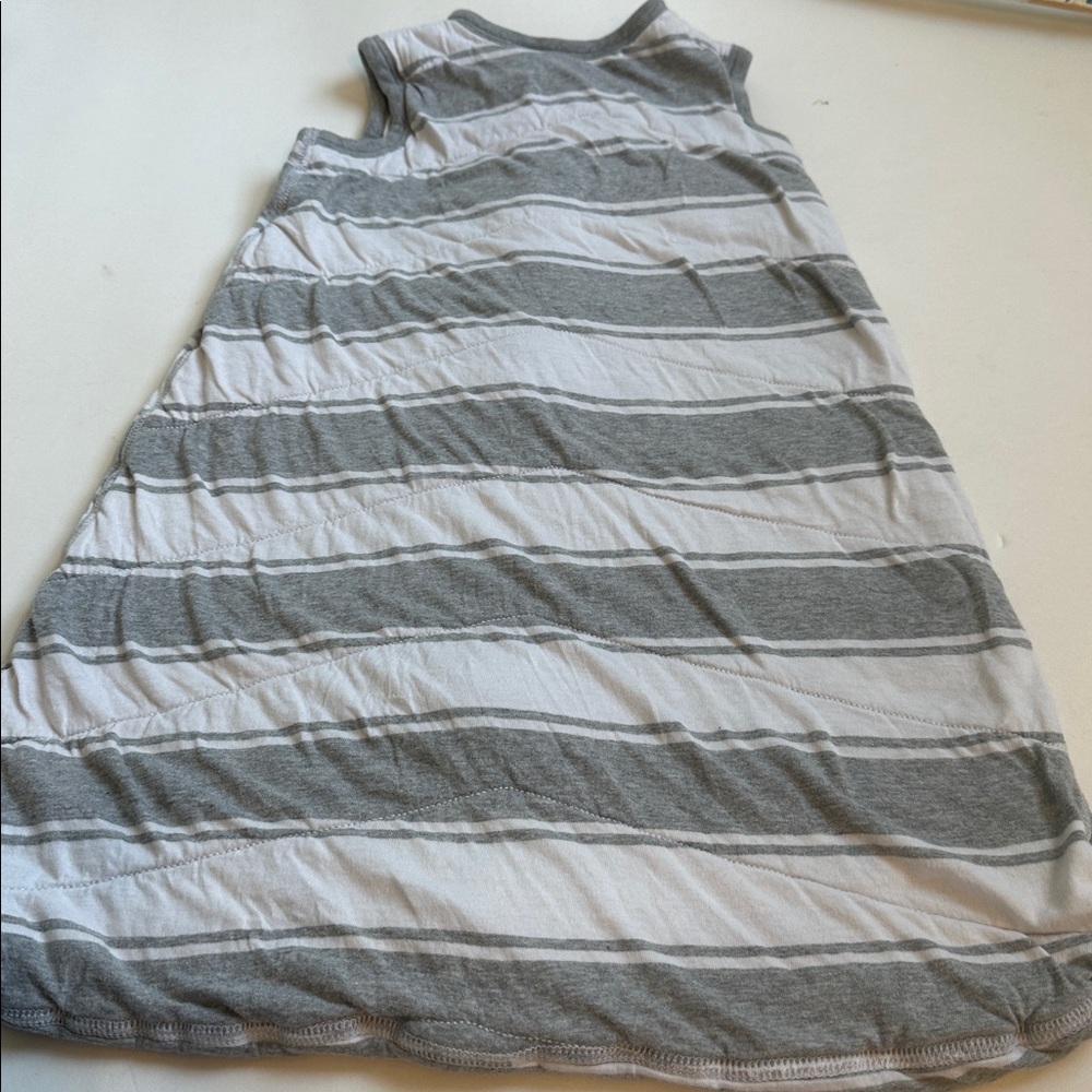 Burt’s Bee sleep sack -S & sterilizing case NWOT - Picture 16 of 16